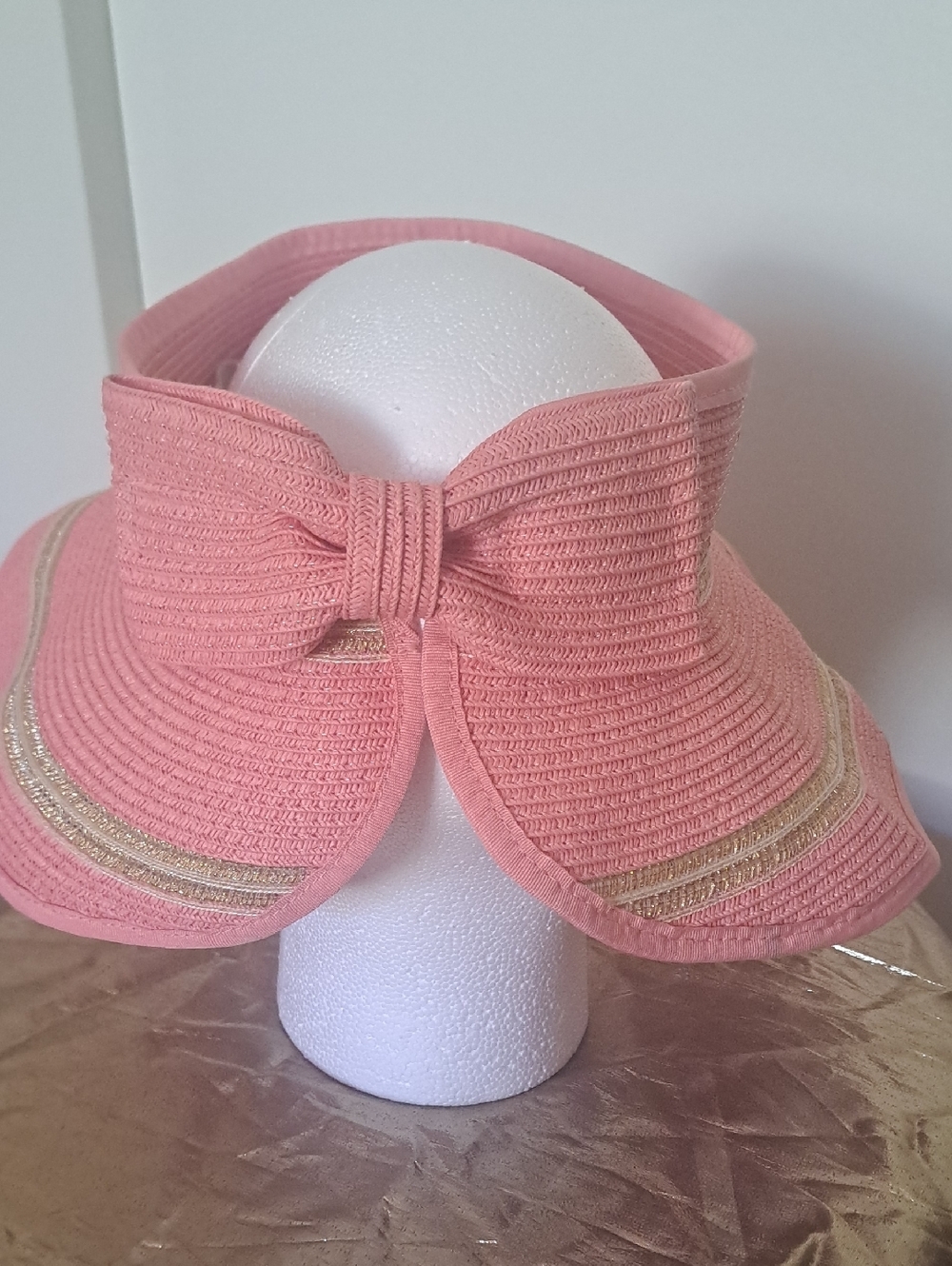SUN 'N' SAND Pink Bow Accent Straw Visor with Gold Trim UPF 50+